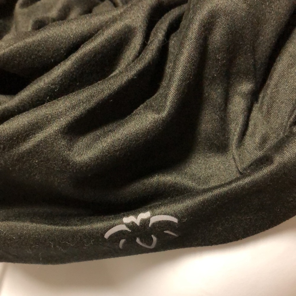 Beyond Yoga Pocket Infinity Scarf - Picture 7 of 13